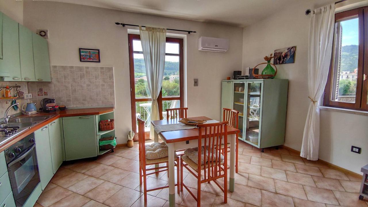 Temo River House Romantic Balcony And Peaceful Retreat In The Heart Of บอซา ภายนอก รูปภาพ