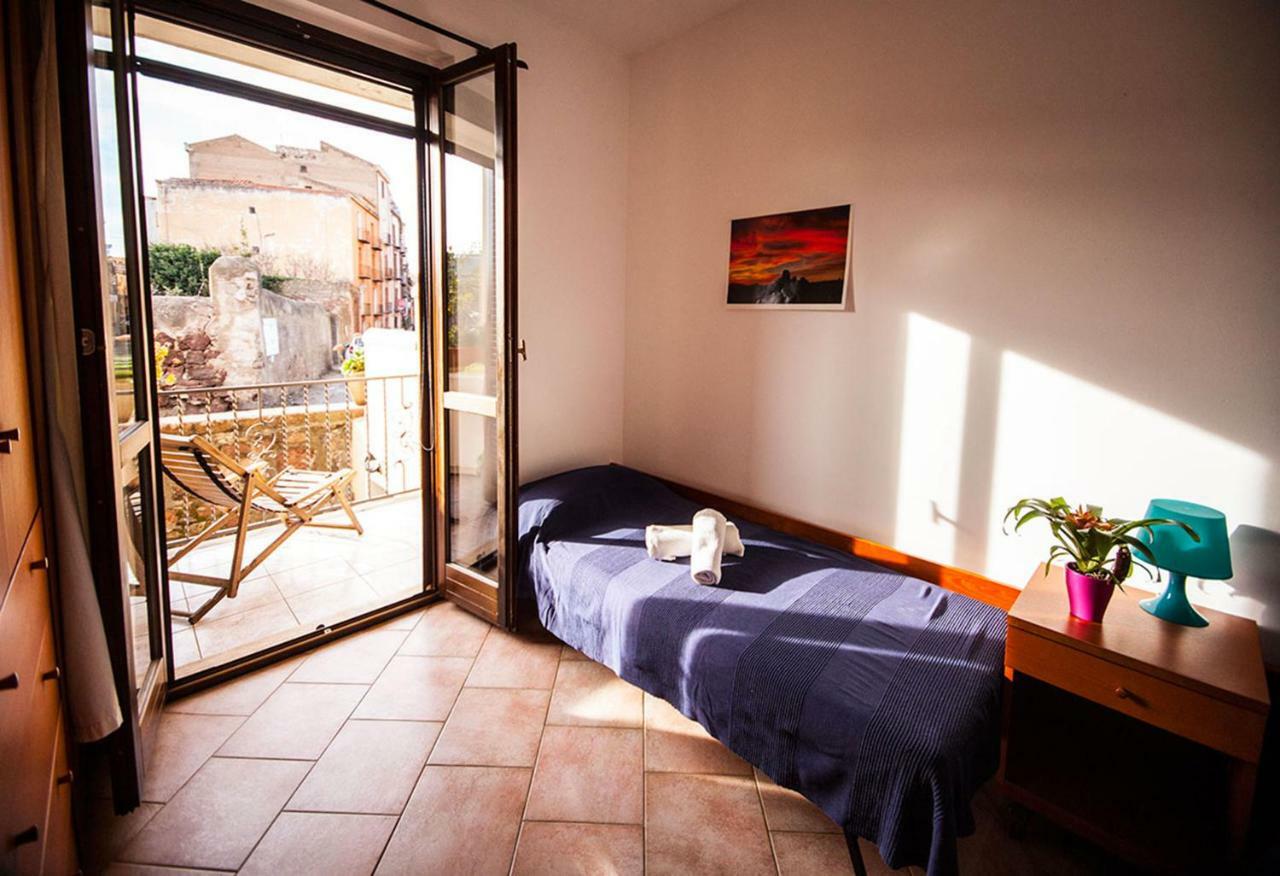 Temo River House Romantic Balcony And Peaceful Retreat In The Heart Of บอซา ภายนอก รูปภาพ